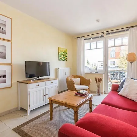 Strandstrasse-32-wohnung-17-755 Apartment